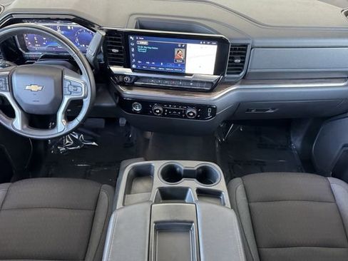 Used 2023 Chevrolet Silverado 1500 LT image 12