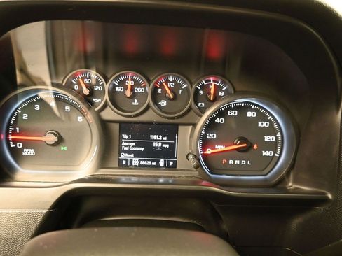 Used 2020 Chevrolet Silverado 1500 Custom w/ Custom Value Package image 15