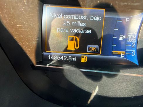 Used 2017 Ford Explorer Limited w/ Equipment Group 301A FWD image 2