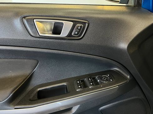 Used 2018 Ford EcoSport SE AWD/4WD image 13