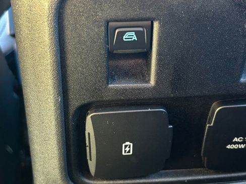 Used 2024 Ford Bronco Outer Banks image 22