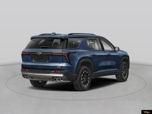 New 2025 Chevrolet Traverse Z71 image 3