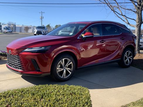 Used 2025 Lexus RX 350 Premium image 5