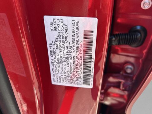 Certified 2025 Honda Pilot Touring image 23