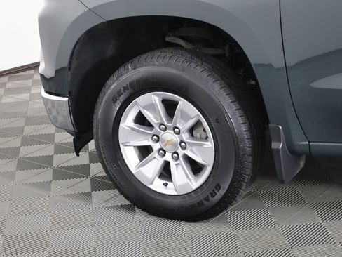 Used 2025 Chevrolet Silverado 1500 LT image 53