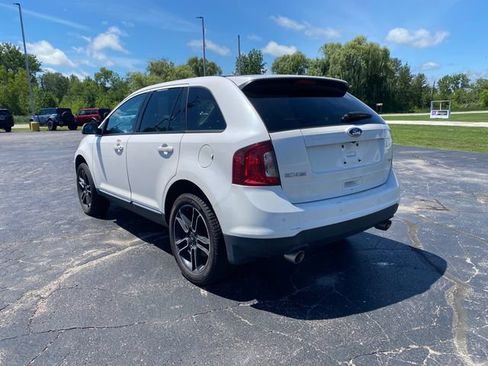 Used 2013 Ford Edge SEL w/ Black-White Styling Pkg FWD image 6