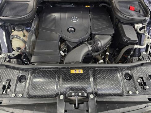 Used 2024 Mercedes-Benz GLE 350 GLE 350 w/ 3rd Row Seat Package image 10