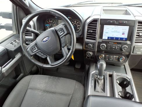 Used 2020 Ford F150 XLT w/ Equipment Group 302A Luxury AWD/4WD image 17