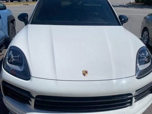 Used 2019 Porsche Cayenne S AWD/4WD image 11