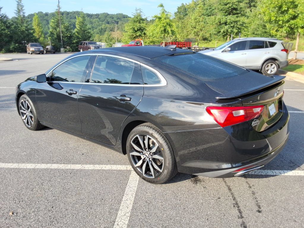 Certified 2025 Chevrolet Malibu RS FWD image 7