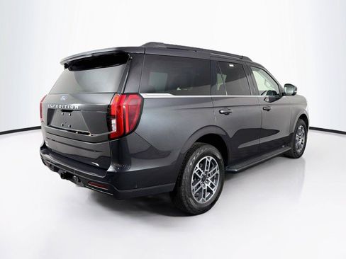 Used 2025 Ford Expedition Active AWD/4WD image 11