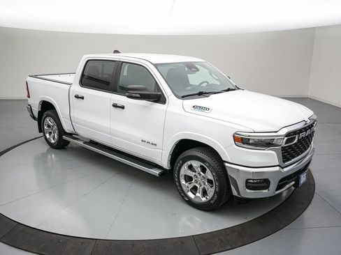 Used 2025 RAM 1500 Big Horn AWD/4WD image 2