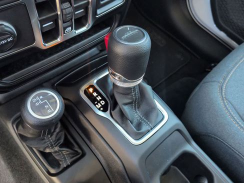 New 2026 Jeep Gladiator Sport AWD/4WD image 23