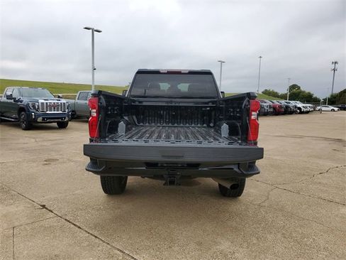 Certified 2024 Chevrolet Silverado 2500 Custom image 25