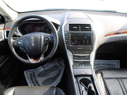 Used 2013 Lincoln MKZ image 10