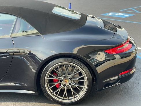 Used 2017 Porsche 911 Carrera 4S AWD/4WD image 16