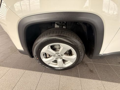 Certified 2020 Jeep Compass Latitude w/ Popular Equipment Group image 39