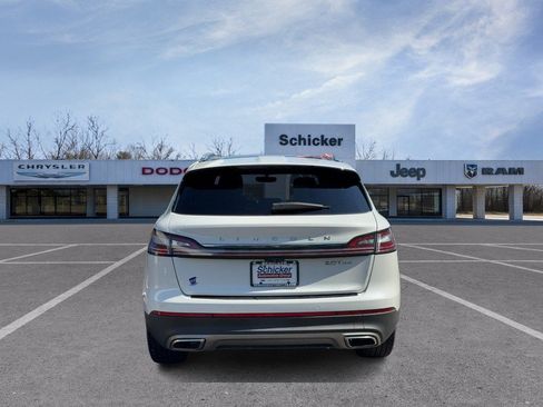 Used 2020 Lincoln Nautilus Reserve w/ Cargo Utility Package AWD/4WD image 4