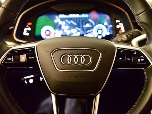 Used 2023 Audi A6 2.0T Premium w/ Convenience Package image 13