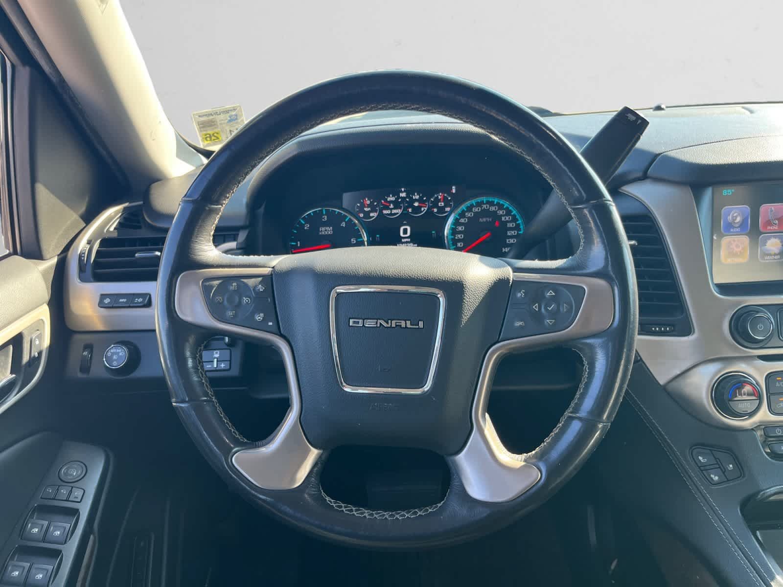 Used 2019 GMC Yukon XL Denali w/ Open Road Package RWD image 8