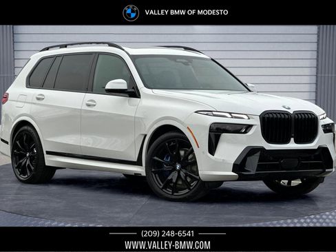 New 2026 BMW X7 xDrive40i w/ M Sport Package image 1