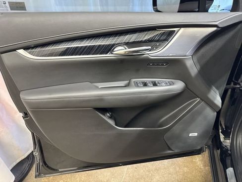 Certified 2024 Cadillac XT6 Premium Luxury w/ Technology Package AWD/4WD image 26