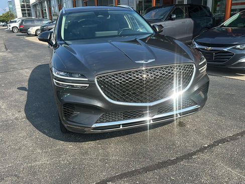 Used 2022 Genesis GV70 2.5T w/ Advanced Package AWD/4WD image 7