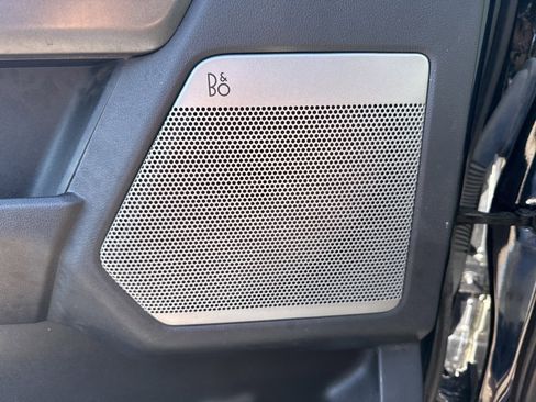 Used 2023 Ford F250 Lariat w/ Chrome Package image 19