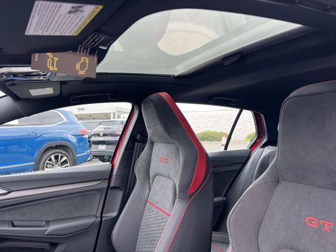 New 2026 Volkswagen GTI SE FWD image 21