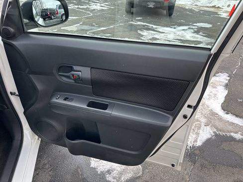 Used 2008 Scion xB Base 4dr Wagon 5M image 12