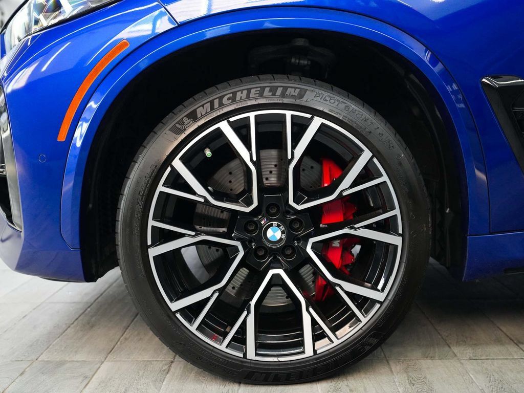 Used 2024 BMW X5 M Competition w/ Executive Package AWD/4WD image 9