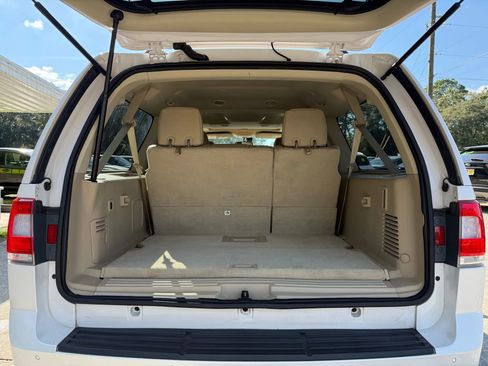 Used 2016 Lincoln Navigator L Reserve image 14