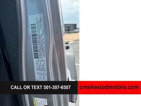 Used 2017 Jeep Wrangler Unlimited Sport w/ Quick Order Package 24S AWD/4WD image 18