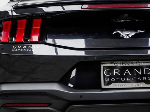 Used 2024 Ford Mustang Premium RWD image 21