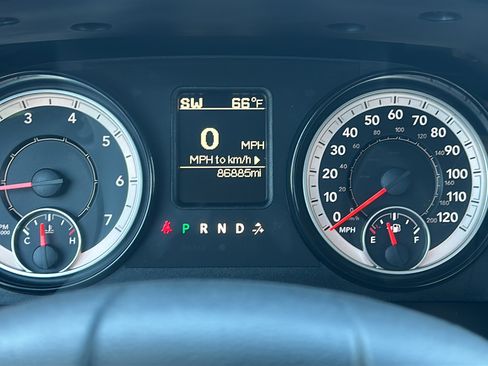 Used 2019 RAM 1500 Express AWD/4WD image 13