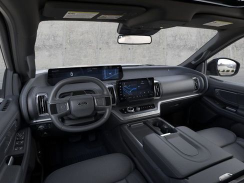 New 2026 Ford Expedition Platinum image 9