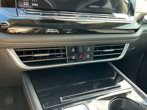 New 2026 Volkswagen Atlas SEL image 32