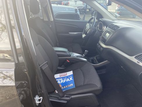 Used 2020 Dodge Journey SE w/ SE Popular Equipment Group image 22