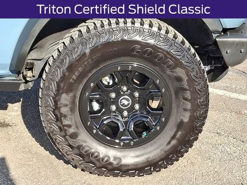 Used 2021 Ford Bronco Badlands image 11