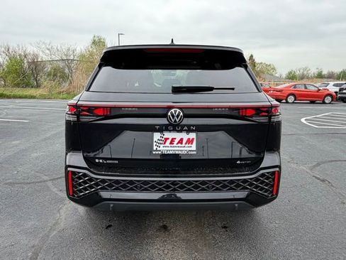 New 2026 Volkswagen Tiguan SEL R-Line AWD/4WD image 5