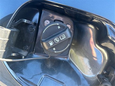 Used 2025 Kia K4 EX image 17