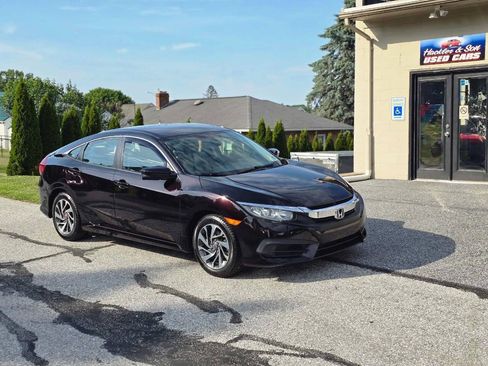 Used 2016 Honda Civic EX image 2