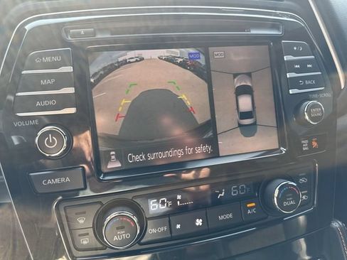 Used 2020 Nissan Maxima SR w/ Sport Mat Group FWD image 19