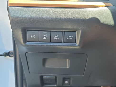 Used 2025 Toyota Grand Highlander AWD Hybrid image 26