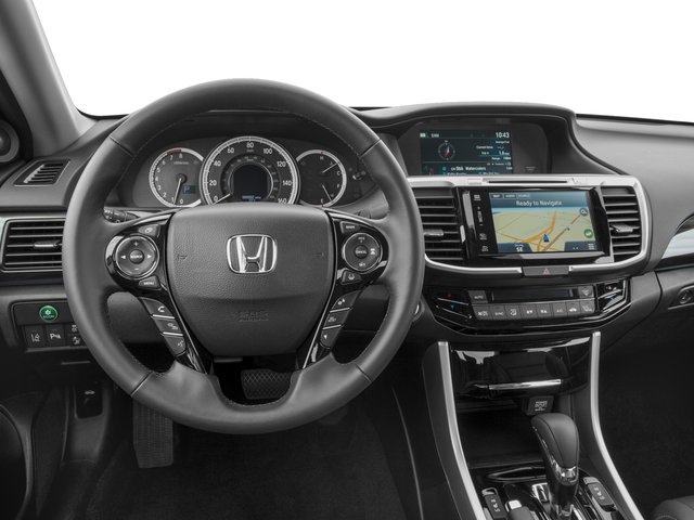 Used 2017 Honda Accord Touring image 7