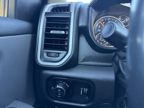 Used 2020 RAM 1500 Big Horn AWD/4WD image 20