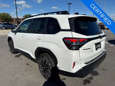 Used 2026 Subaru Forester Premium AWD/4WD image 5