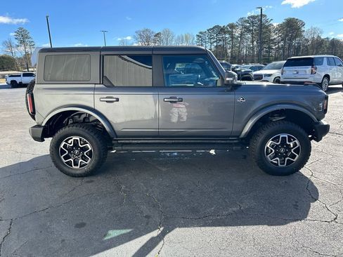 Used 2022 Ford Bronco Outer Banks image 5