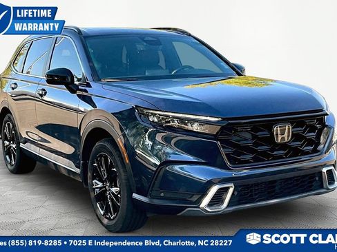 Used 2025 Honda CR-V Sport Touring image 1
