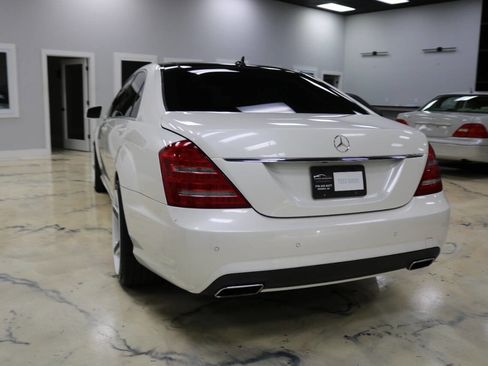 Used 2013 Mercedes-Benz S 550 4MATIC w/ Sport Pkg image 23